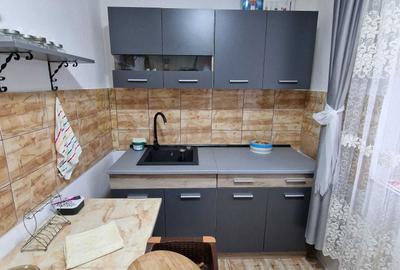 Apartament cu 2 camere decomandat în Agigea