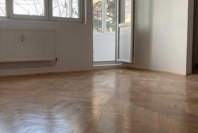 Apartament cu 2 camere semidecomandat în 1 Mai - 1