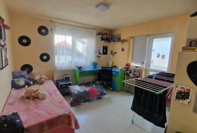 ZONA PACII- CASA D+P+E, 6 CAMERE,TEREN 330 MP - 4
