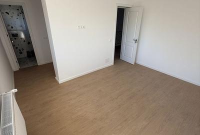 Casă cu 4 camere cu Teren 159 Mp în Domnești - 7