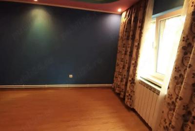 Apartament cu 2 camere decomandat în C5 - 1