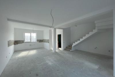Duplex cu 4 camere cu Teren 275 Mp în Urseni - 1