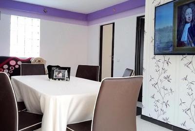 Casă cu Teren 2600 Mp în Colceag