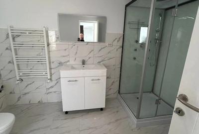 De vanzare casa in Roman, suprafata teren 360 mp, 89.000 euro - 2