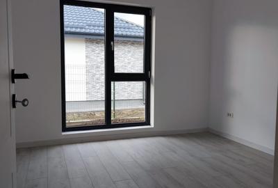 FARA COMISIOANE in Gulia casa cu 4 camere 2 bai terasa PARTER+pod placa la cheie FARA COMISIOANE in Gulia casa cu 4 camere 2 bai terasa PARTER+pod placa la cheie - 22