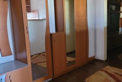 Inchiriez apartament 3 camere Rovine . Centrala termica pe gaz - 7