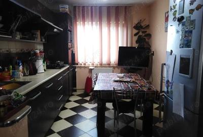 Apartament cu 3 camere decomandat în Dorobanți - 1