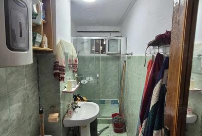 Apartament 2 camere de vanzare Micro 3 - 5