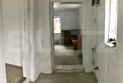 Casă cu 2 camere cu Teren 1724 Mp în Central - 8