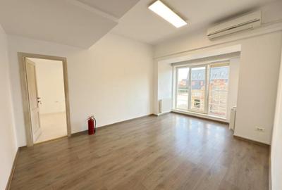 Dorobanti, zona Beller, spatiu Birou, 3 camere, Cladire 2005 - 13