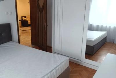 Apartament cu 4 camere decomandat în Central - 10