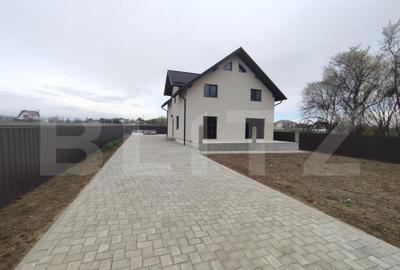 Casă cu 4 camere cu Teren 2500 Mp în Central - 7