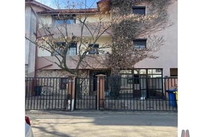 Vila tip insiruit Pipera - Drumul Potcoavei (300mp teren)
