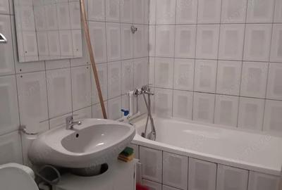 Apartament cu 2 camere semidecomandat în Micro 16 - 3
