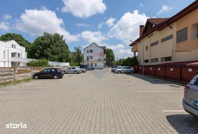 Apartament cu 3 camere decomandat în Gherăiești - 11