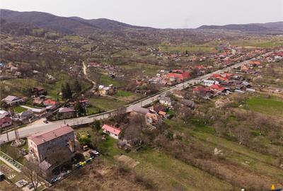 Casă cu Garaj în Viperești - 12