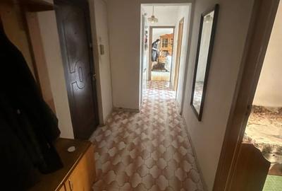 Apartament cu 4 camere semidecomandat în Olteniței - 13