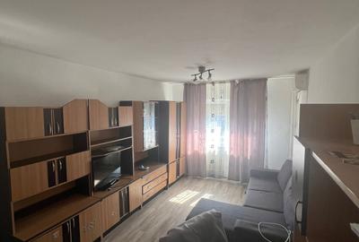 Apartament cu 3 camere decomandat în Central - 8