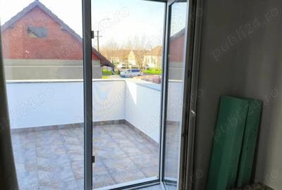 Casă cu 6 camere cu Teren 2878 Mp în Tomnatic - 4