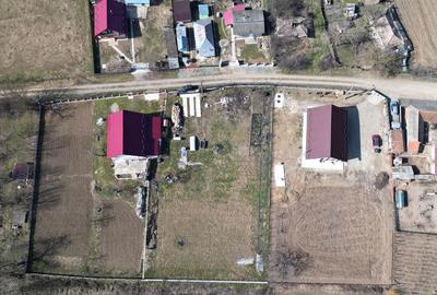 Teren de 1797 mp, în Dobrovăț - 10