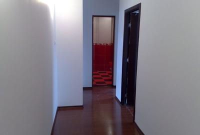 Apartament cu 4 camere nedecomandat în Loturi - 5