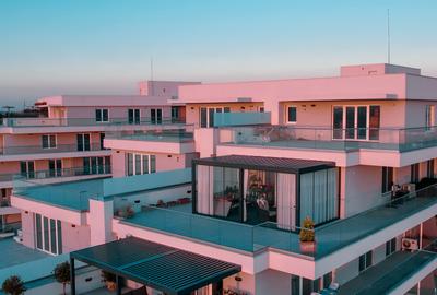 Penthouse cu 4 camere semidecomandat în Pantelimon - 2