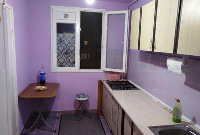 Apartament cu 3 camere semidecomandat în Giurgiului - 4