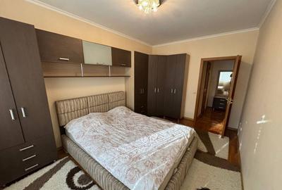 Apartament cu 2 camere decomandat în Drumul Taberei