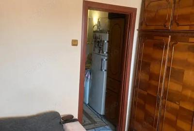 Garsonieră decomandată în Valea Rosie - 4