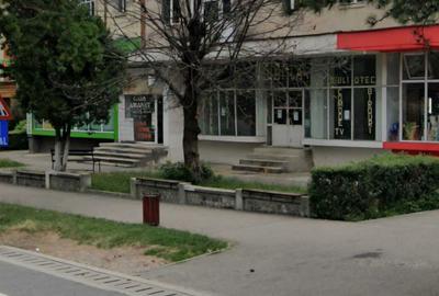Spațiu comercial, de 90 mp, în Central - 16