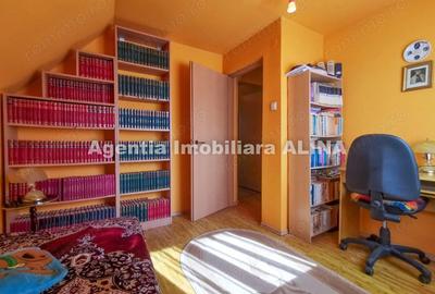 Casă cu 3 camere în Vulcan - 7