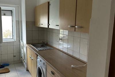 De inchiriat De inchiriat - 1