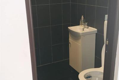 Spațiu comercial, de 42 mp, în Central - 7