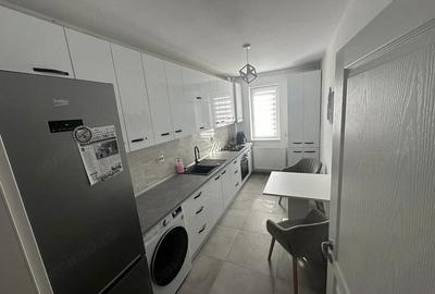 Apartament cu 4 camere decomandat în Calea Urseni - 4
