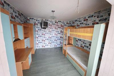 Apartament cu 4 camere de vanzare in zona Calea Romanului - 2