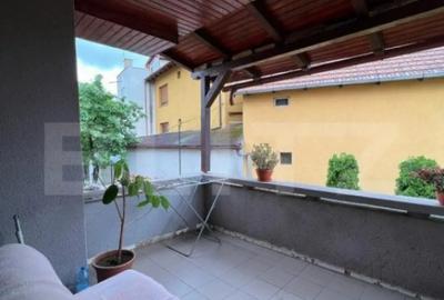 Casă cu 5 camere cu Teren 443 Mp în Central - 10