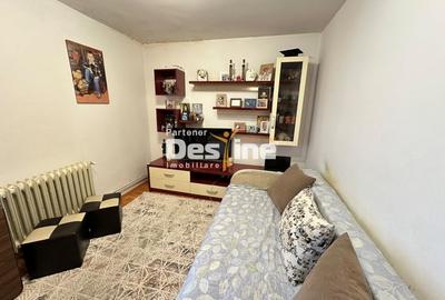 Apartament cu 2 camere decomandat, mobilat în Pașcani - 1