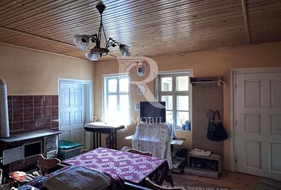 Casă cu 3 camere cu Teren 1500 Mp în Cața - 3