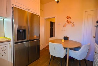 FILM!Eleganta si confort, in cetatea istorica a Brasovului, vedere spre Tampa Br - 9