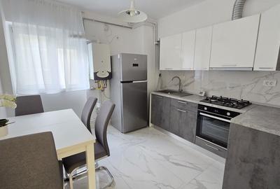Apartament cu 4 camere decomandat în Aradului - 4