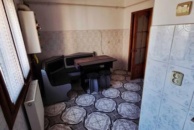 Apartament cu 2 camere semidecomandat în Central - 3