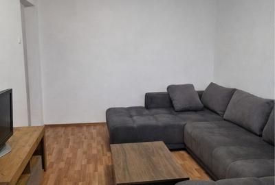 Apartament cu 3 camere decomandat în Central - 2