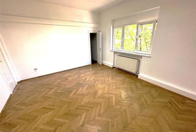 Apartament cu 4 camere circular în Central - 8