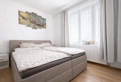 Apartament cu 2 camere decomandat în Bartolomeu