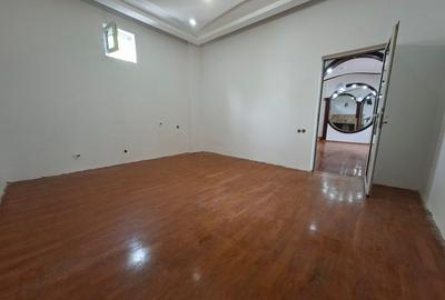 Casă cu 4 camere cu Teren 145 Mp în Calea Călărașilor - 8