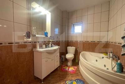 Casă cu 5 camere cu Teren 550 Mp în Central - 8