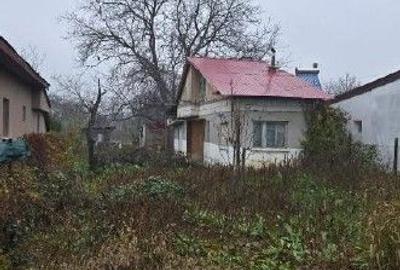 Casă cu 2 camere cu Teren 1324 Mp în Ogrezeni - 8