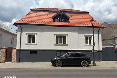 Casă cu 6 camere cu Teren 180 Mp în Orașul Vechi - 2