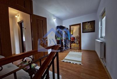 Casă cu 3 camere cu Canalizare în Inel I - 7