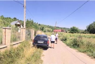 Teren de 4364 mp, în Șerpeni - 1